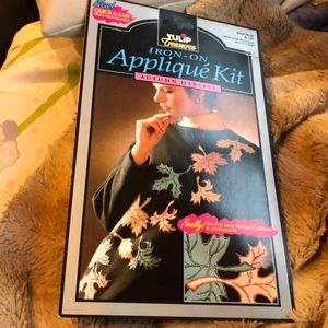 NWT 2 sets leaf pre cut lame appliqués iron ons